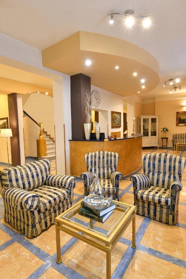 Hotel Butterfly Montecatini Terme Luaran gambar