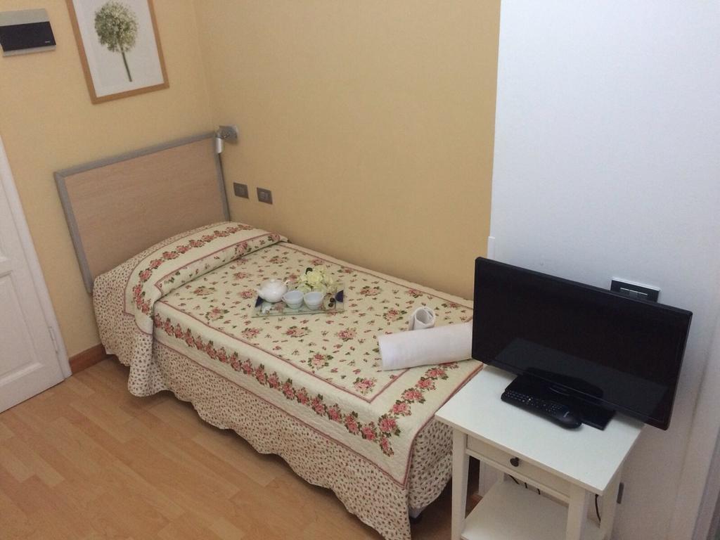 Hotel Butterfly Montecatini Terme Bilik gambar