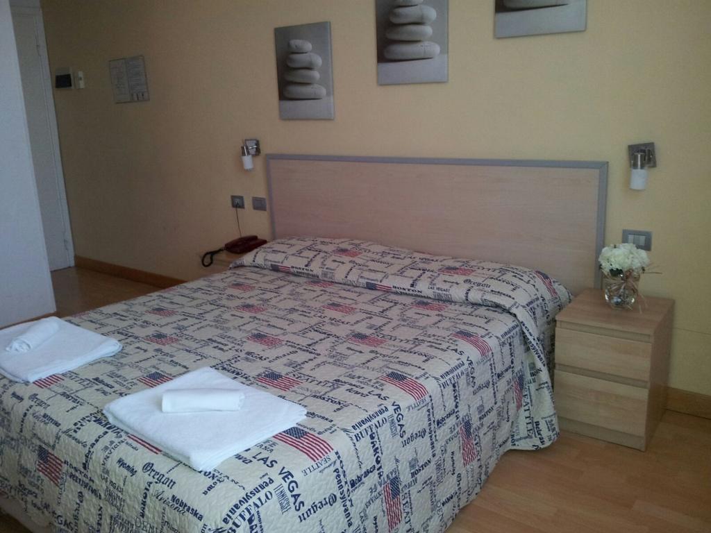 Hotel Butterfly Montecatini Terme Bilik gambar