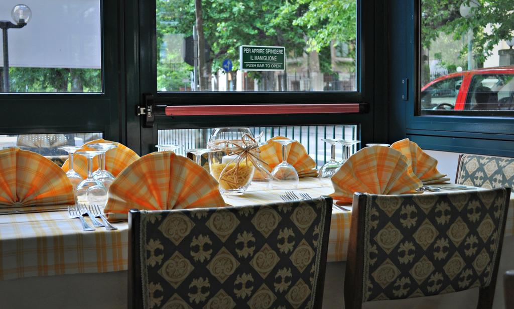 Hotel Butterfly Montecatini Terme Luaran gambar