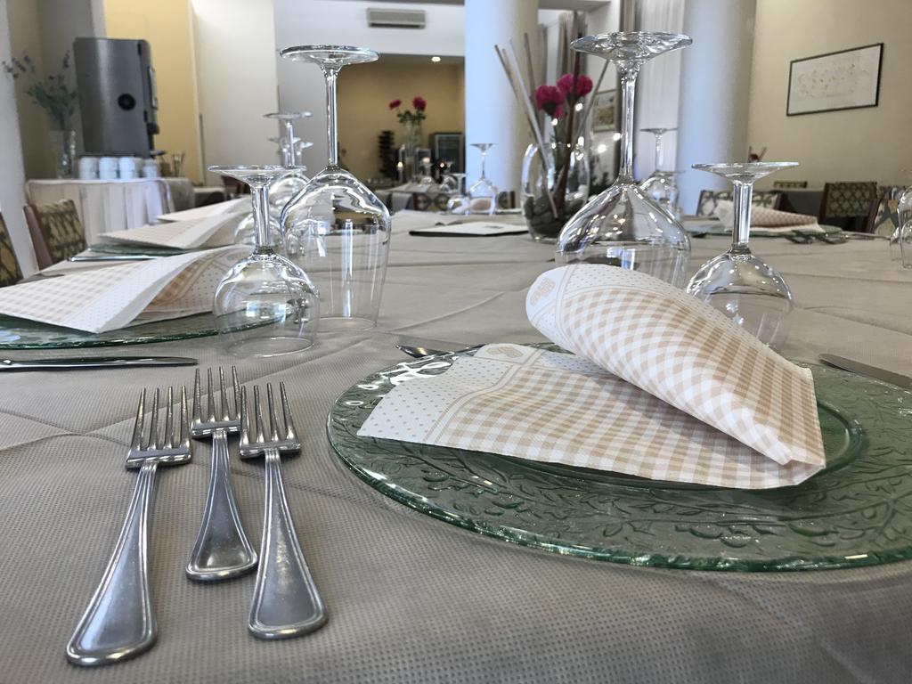 Hotel Butterfly Montecatini Terme Luaran gambar